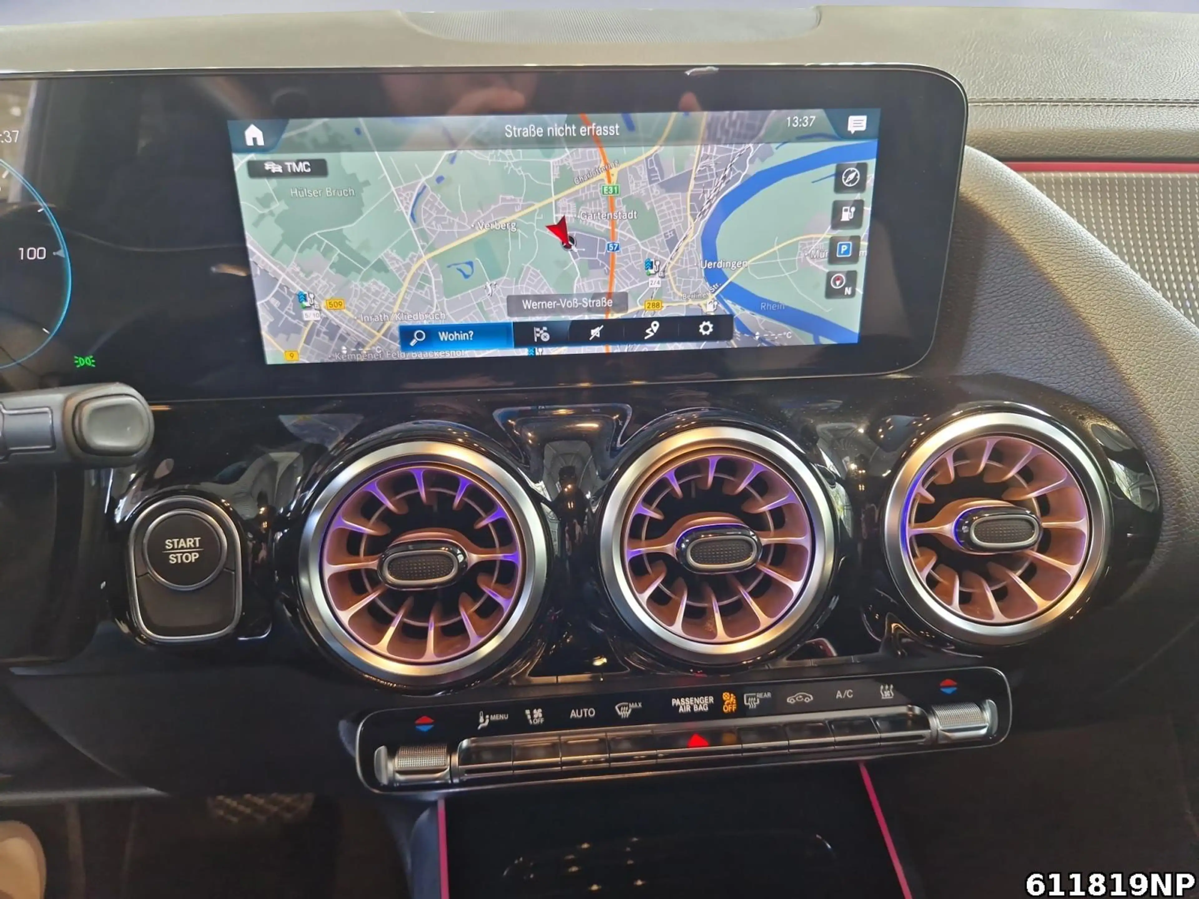 Mercedes-Benz EQA 250 Electric Art AHK Memory 360° Kamera — photo 14