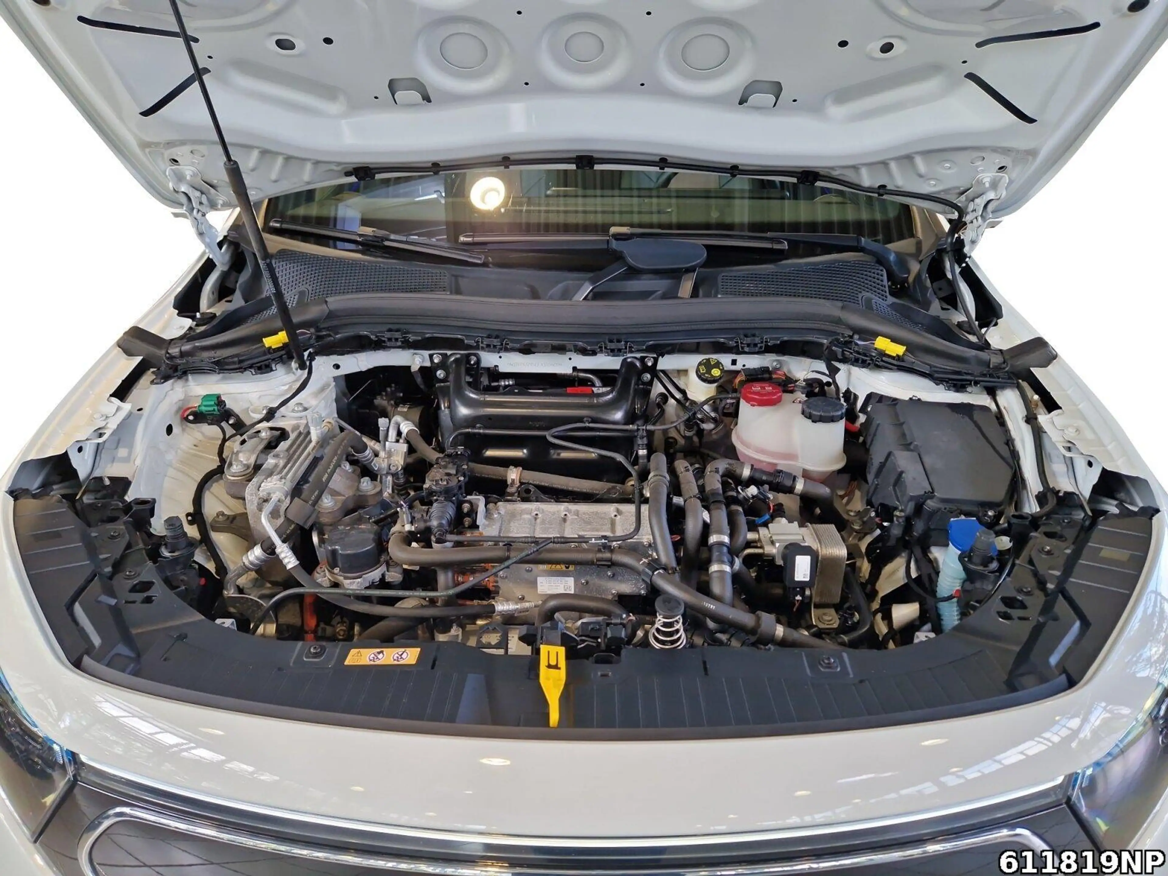Mercedes-Benz EQA 250 Electric Art AHK Memory 360° Kamera — photo 7