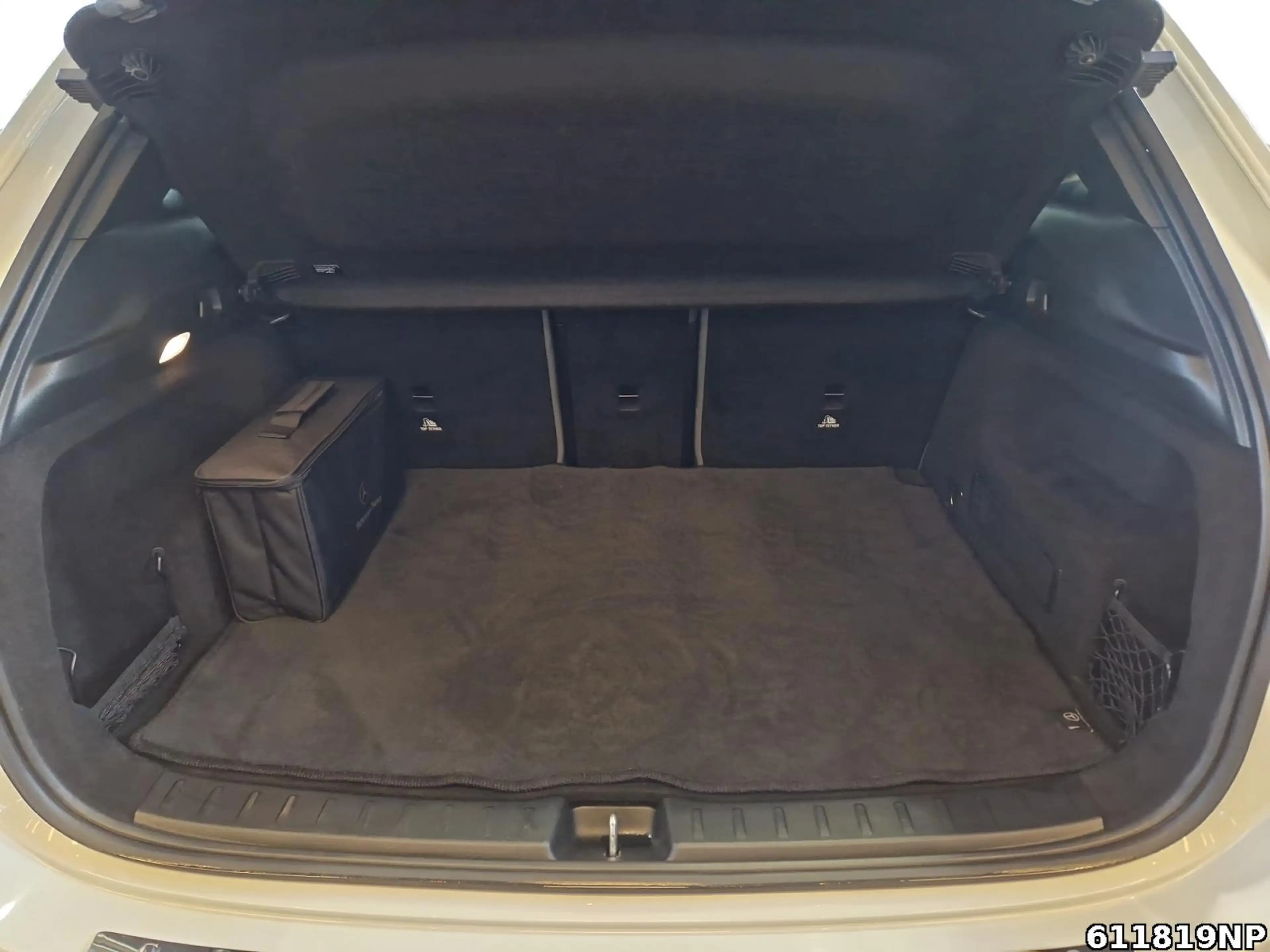 Mercedes-Benz EQA 250 Electric Art AHK Memory 360° Kamera — photo 6