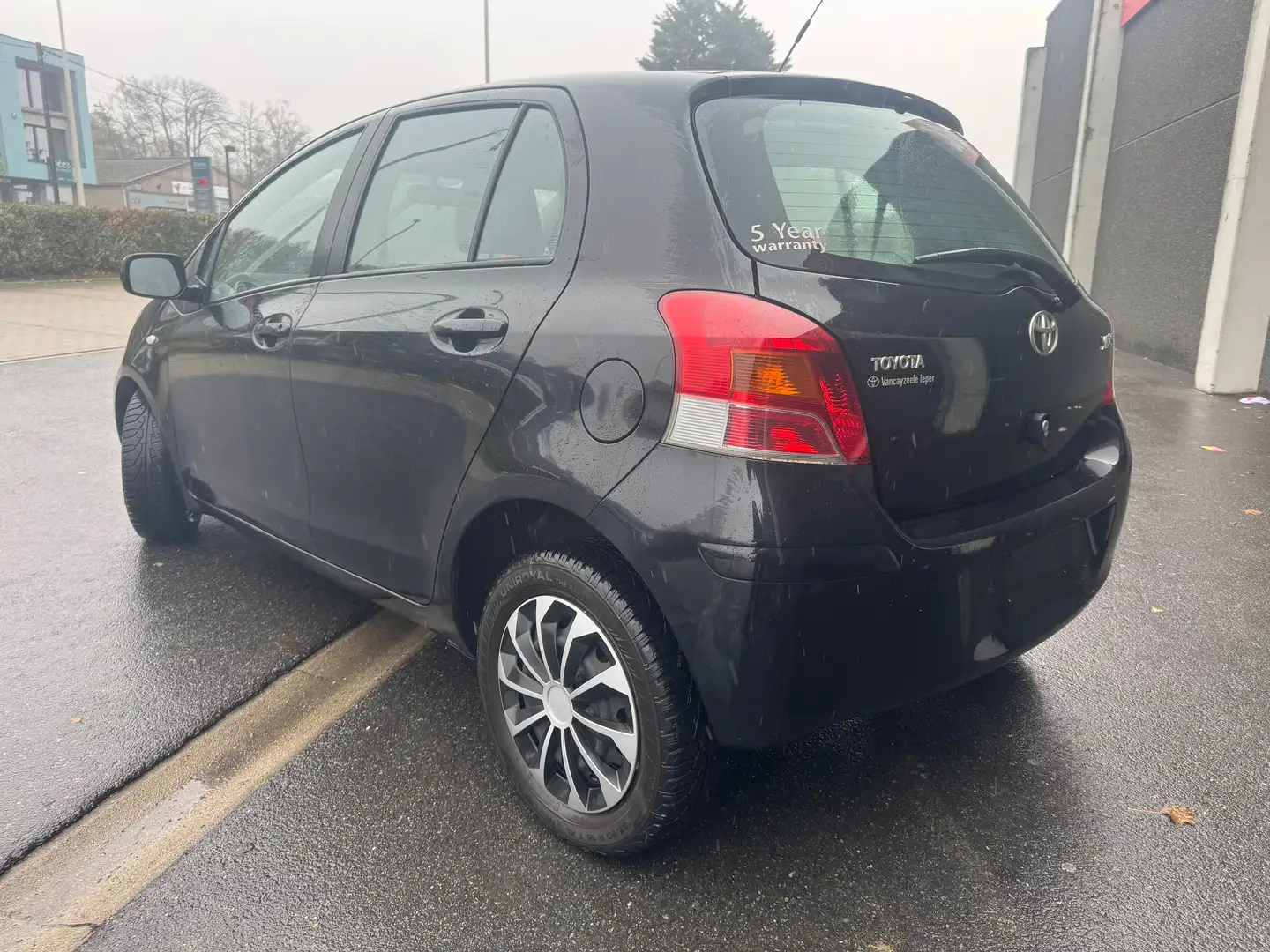 Toyota Yaris 1.4 D-4D Luna Prêt à immatriculer - 2