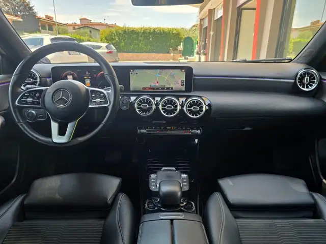 Mercedes-Benz A-Class view 29