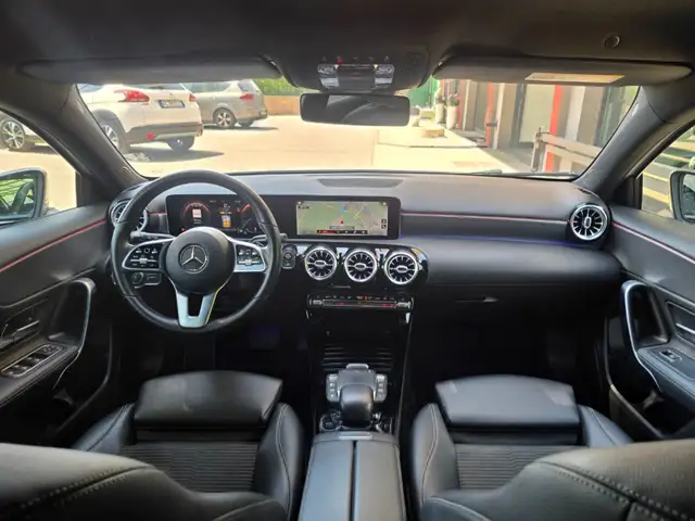 Mercedes-Benz A-Class view 26