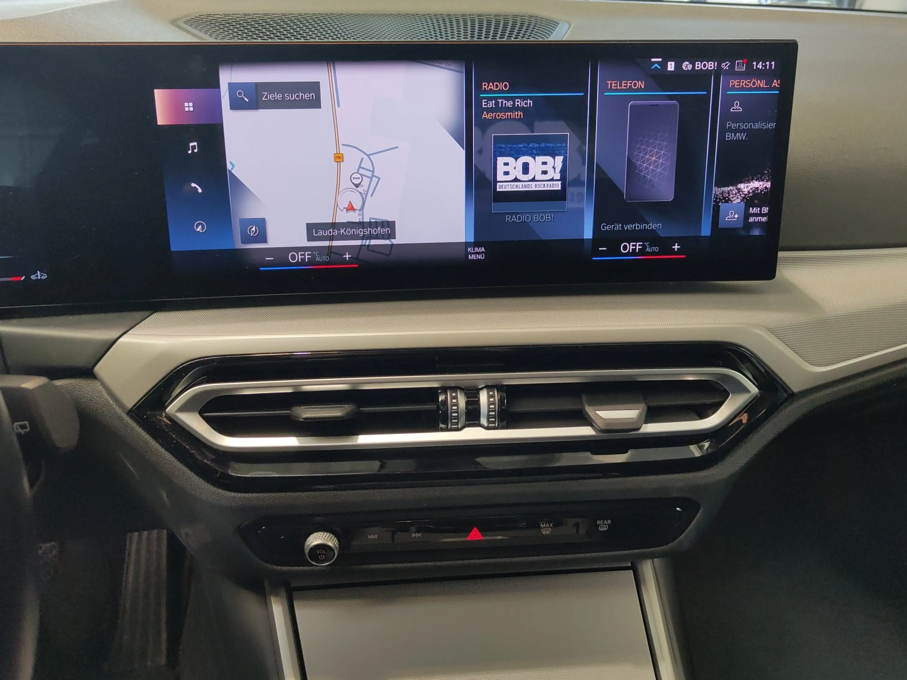 BMW 318 i Touring AHK/TEMPO/LED/CAM/S-LENKRAD/DAB/SH — photo 11