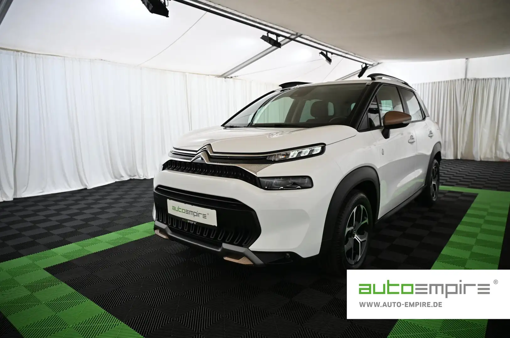 Citroen C3 Aircross 1.2 PT 110 C-Series LED/NAVI/DAB/16 Weiß - 1