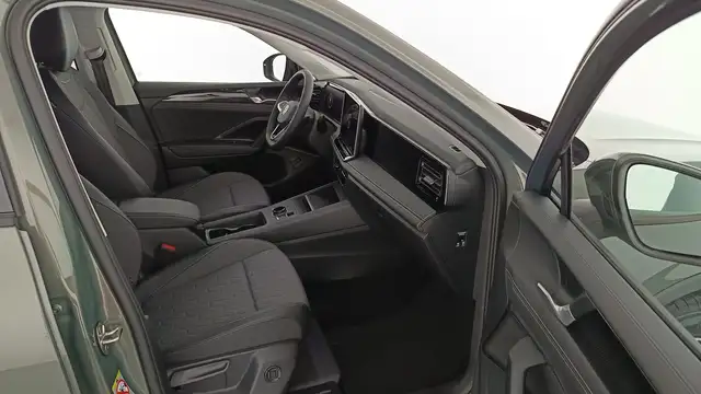 Volkswagen Tiguan view 10