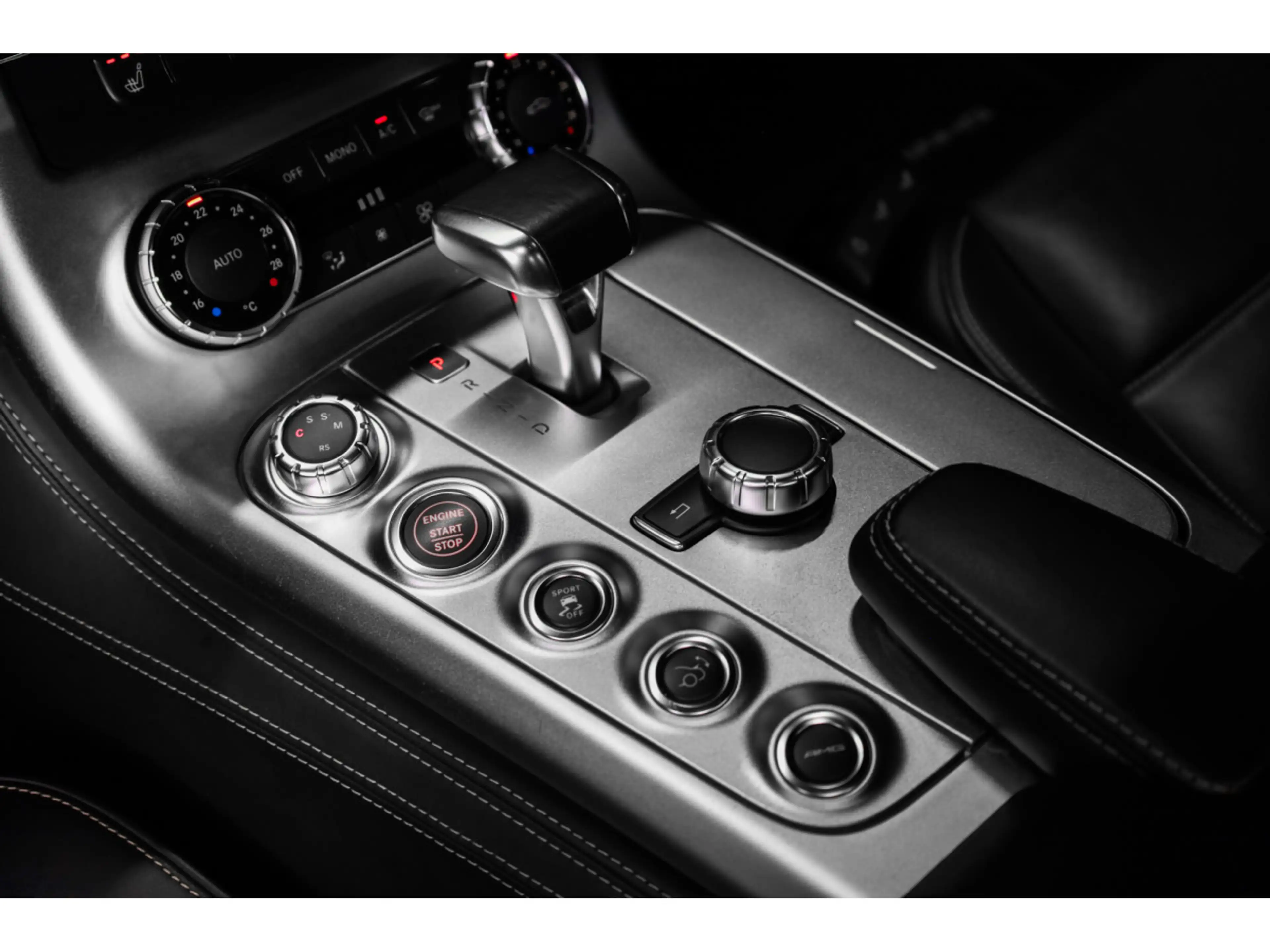 Mercedes-Benz SLS AMG Coupé 6.3 V8 — photo 15