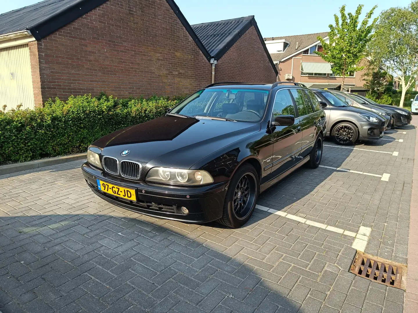 BMW 525 525 525i Executive Zwart - 1