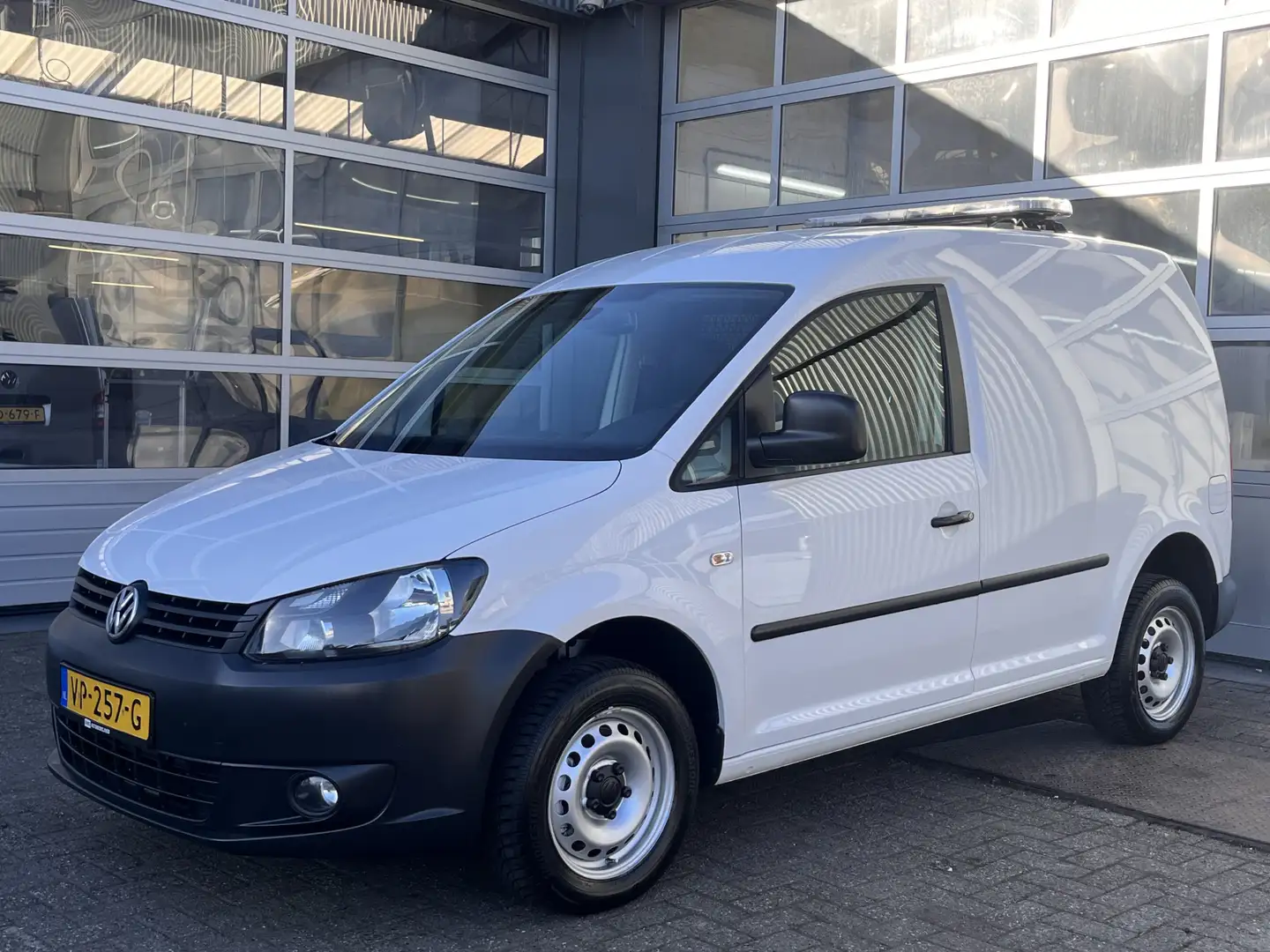 Volkswagen Caddy 2.0 TDI 110pk 4Motion Airco Cruise controle 4x4 Tr Wit - 2
