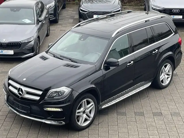 Mercedes-Benz GL 350 BlueTec 4M AMG*7-Sitzer*Navi*360°*AHK*
