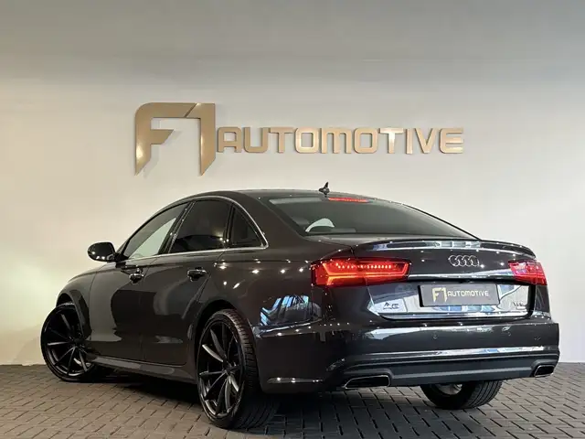Audi A6 view 6