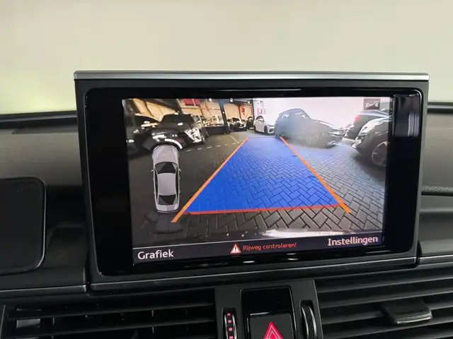 Audi A6 view 19