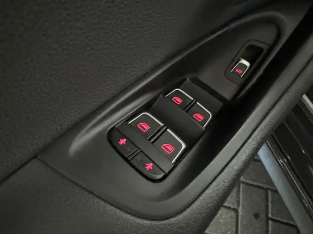 Audi A6 view 10