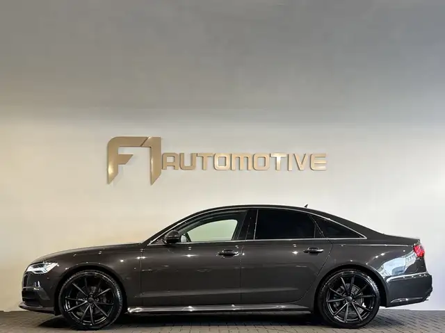 Audi A6 view 8