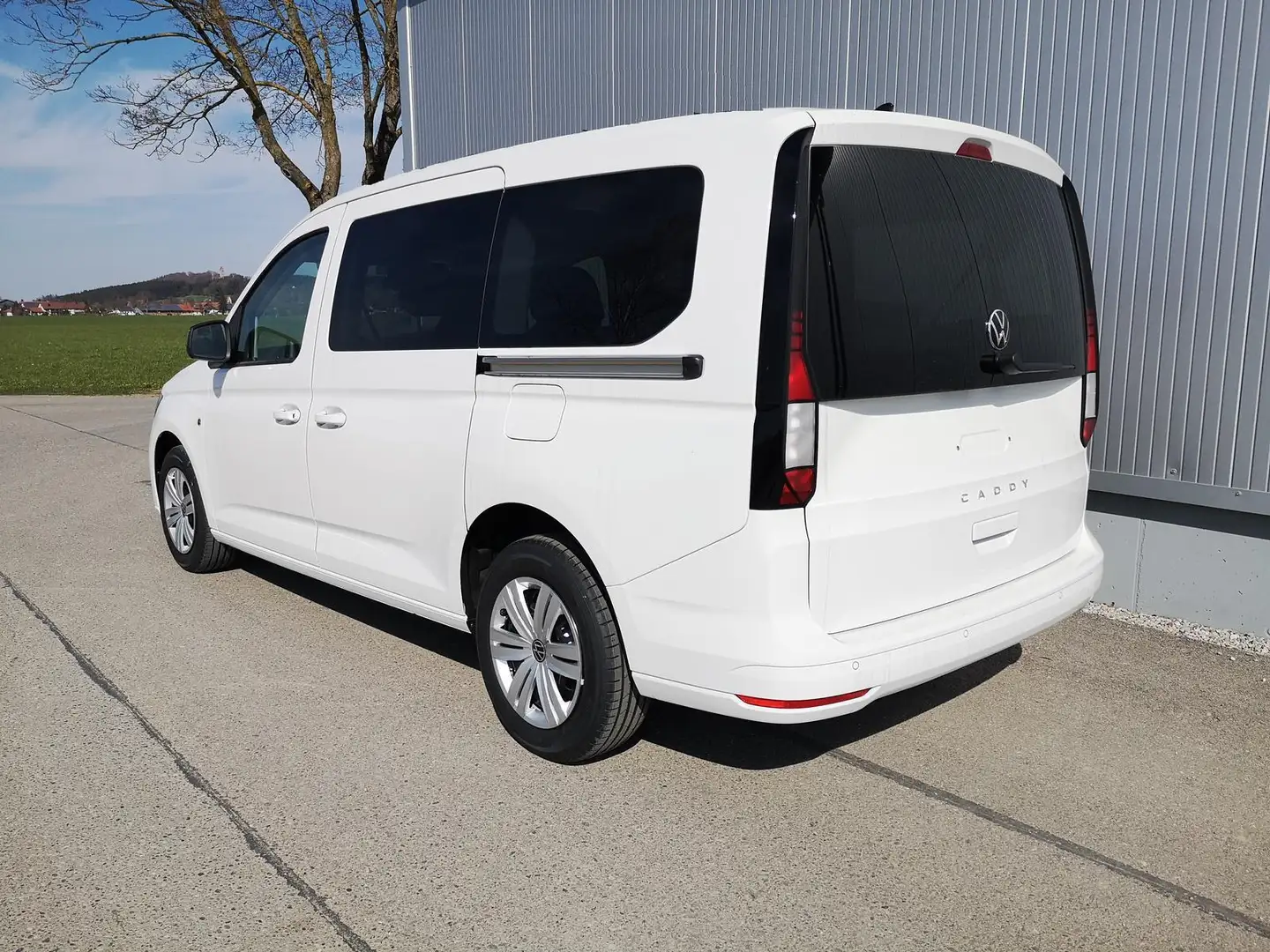 Volkswagen Caddy Maxi Basis 1.5TSI DSG Sport Edition ACC Kam GV5... Weiß - 2