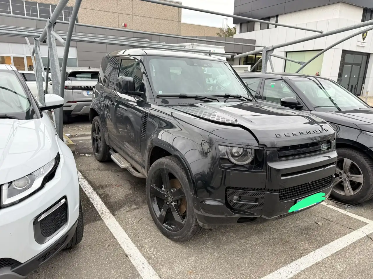 Land Rover Defender