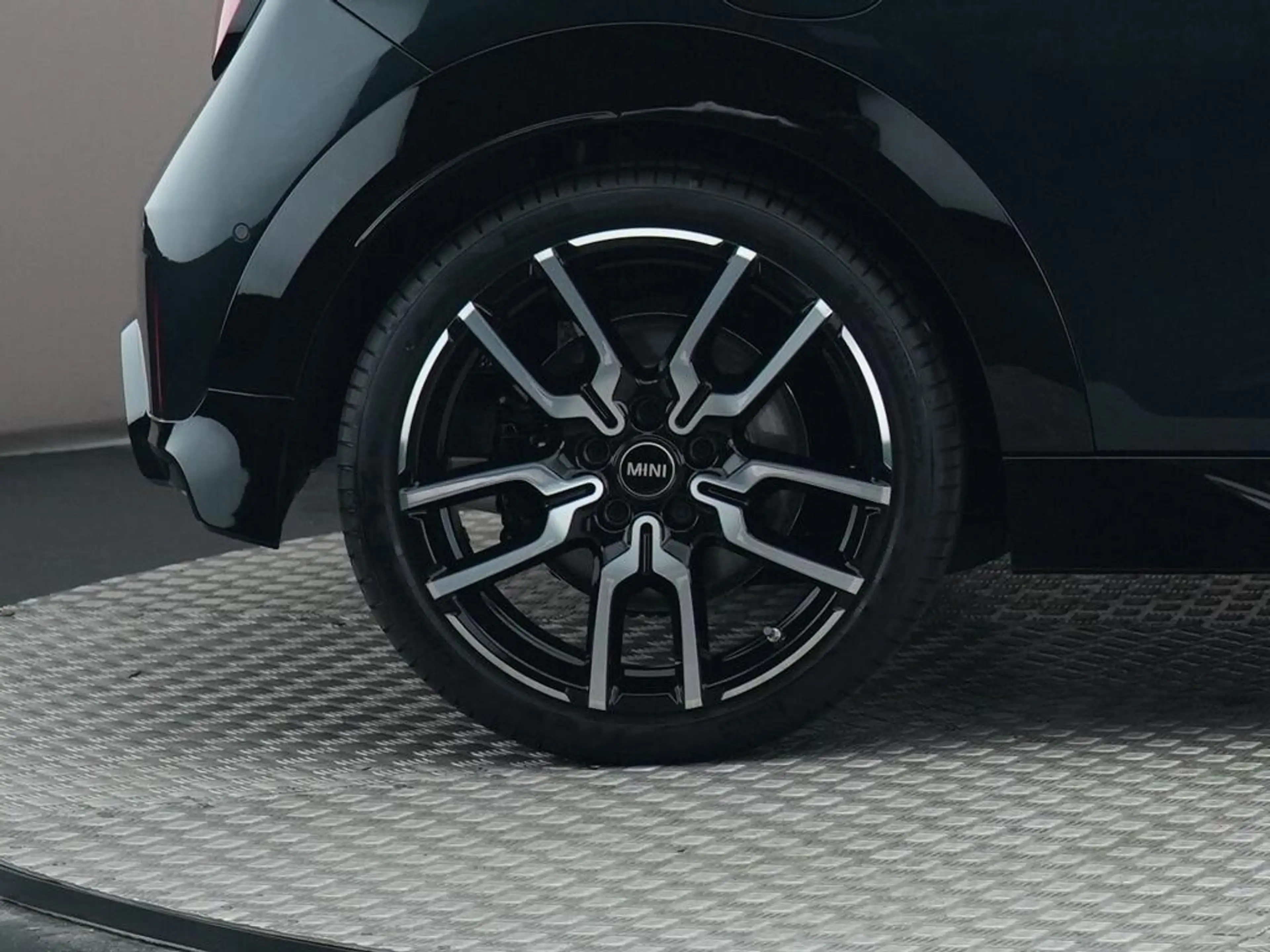 MINI Cooper S 5-Deurs 2.0 John Cooper Works XL — photo 15