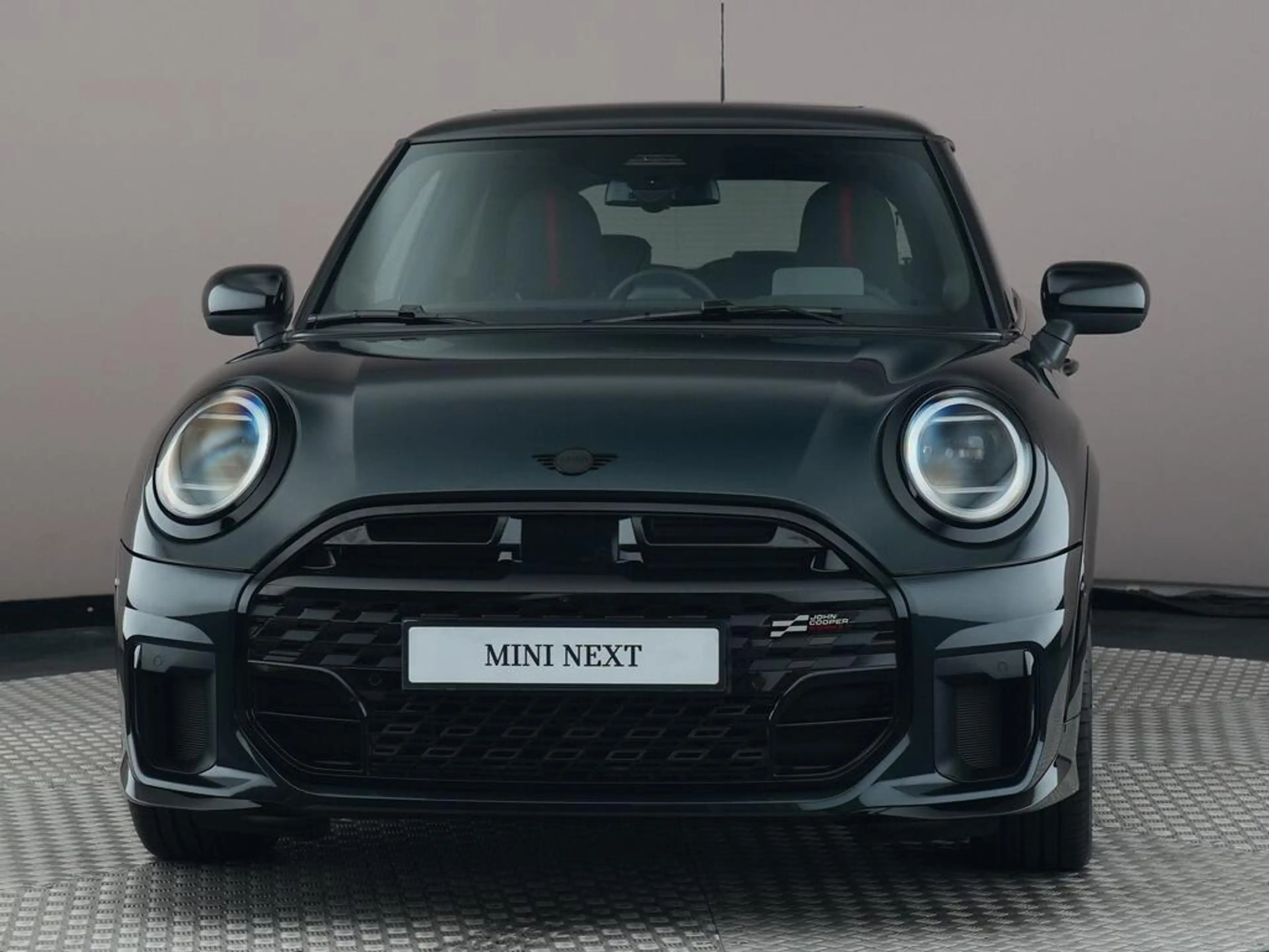 MINI Cooper S 5-Deurs 2.0 John Cooper Works XL — photo 2
