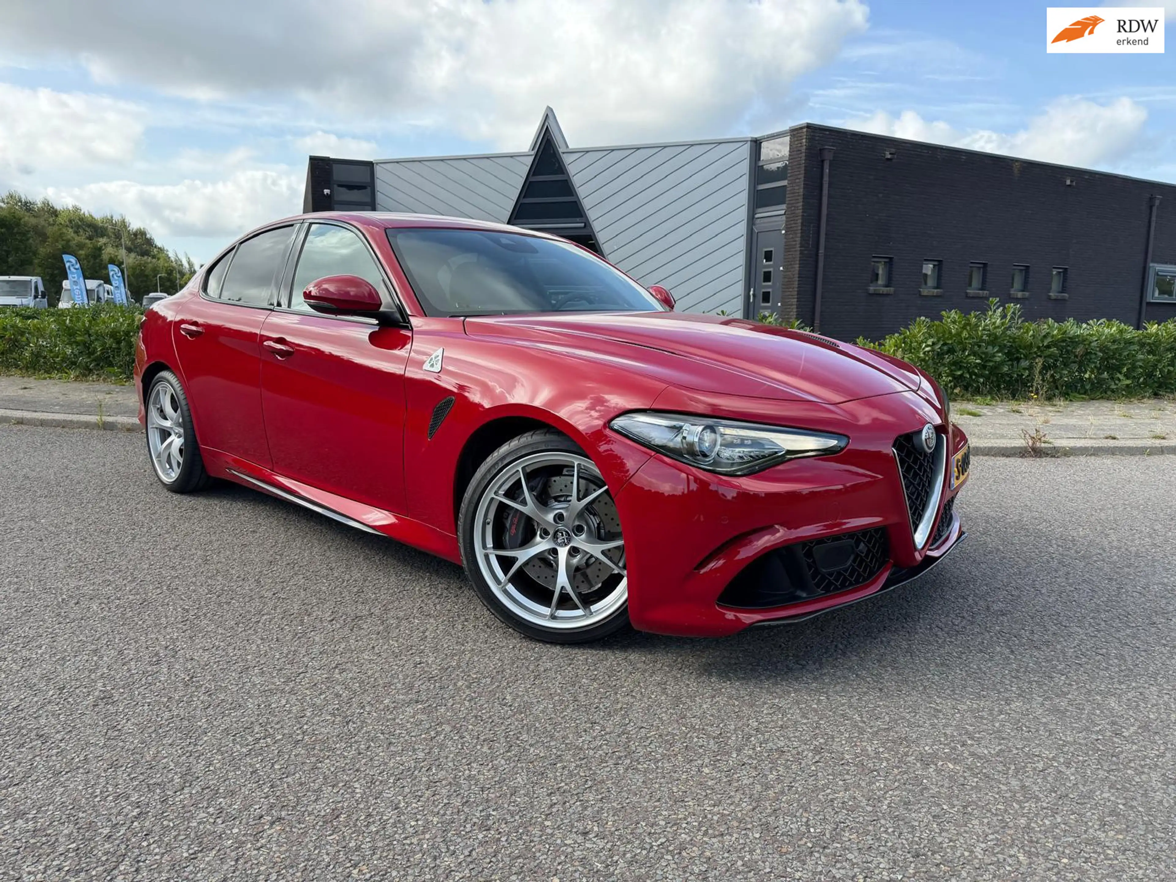 Alfa Romeo Giulia 2.9 V6 Quadrifoglio | 510PK | Carbon | Harman Kard