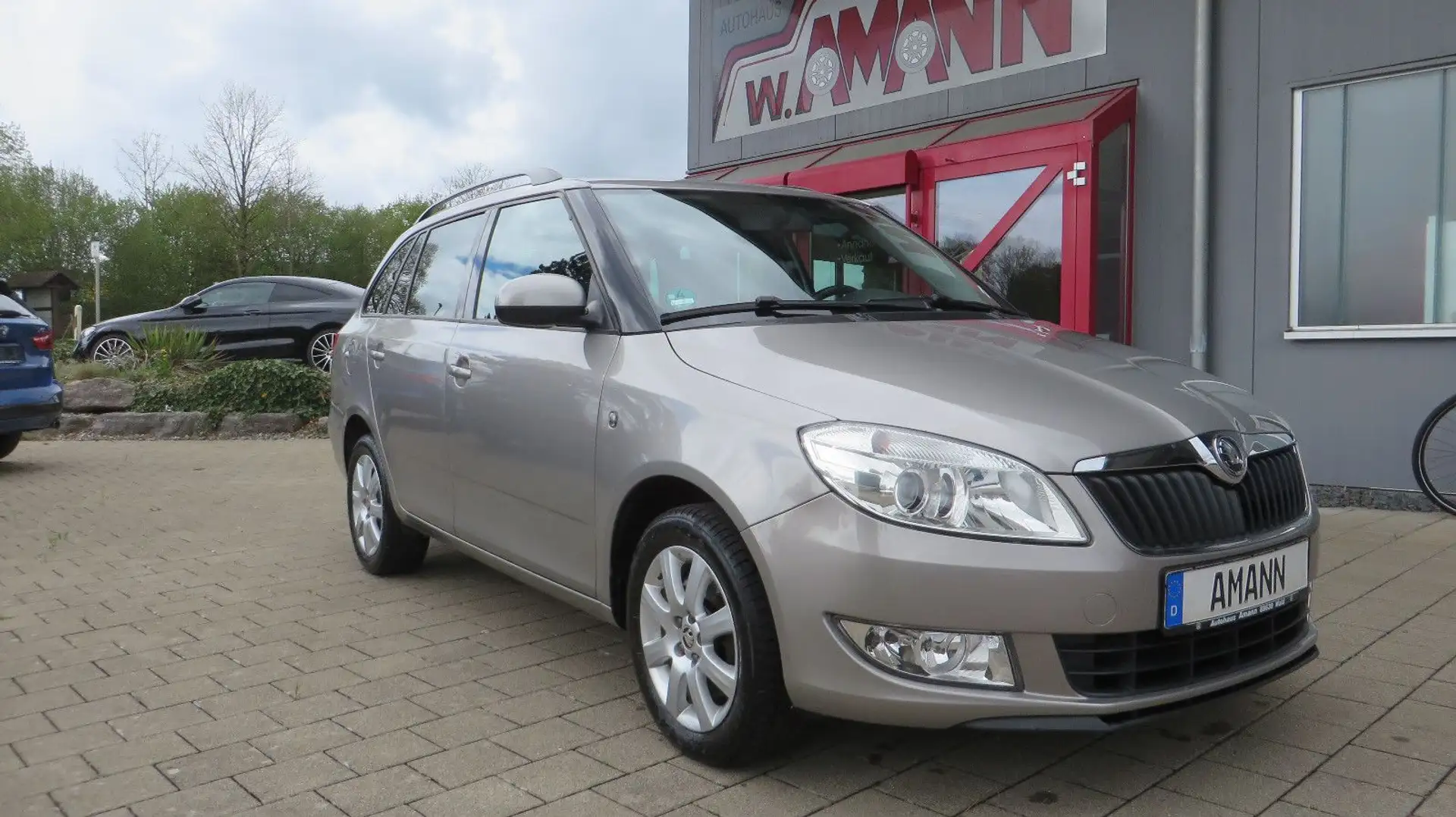 Skoda Fabia Combi Elegance AHK Automatik Beige - 1