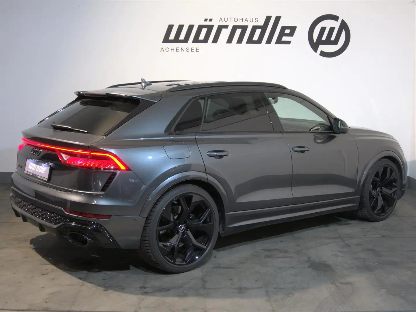 Audi RS Q8 Audi RS Q8 Grau - 2