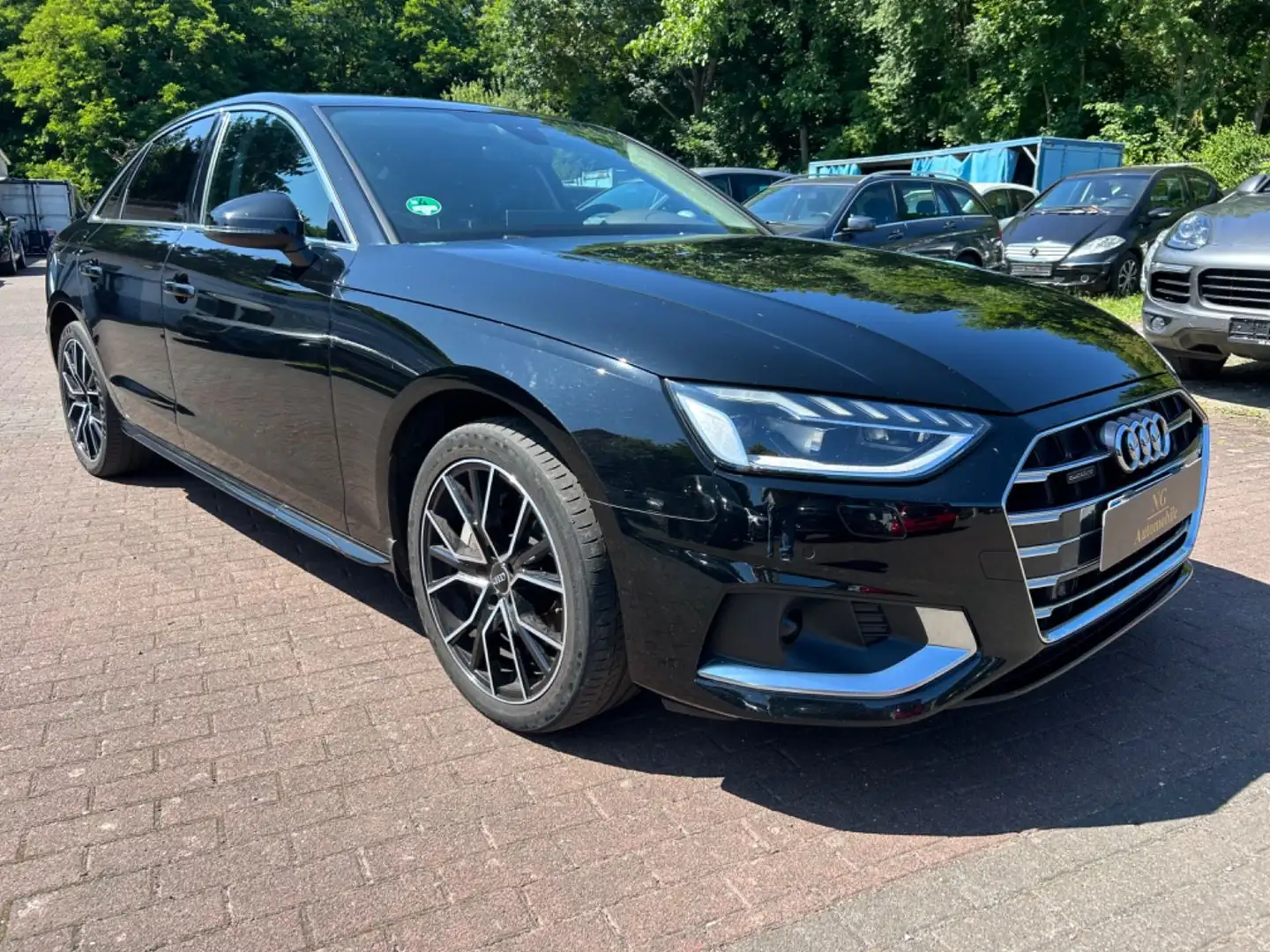 Audi A4 Lim. 40 TDI quattro *Matrix*Sport*AHK*SHZ* Schwarz - 1