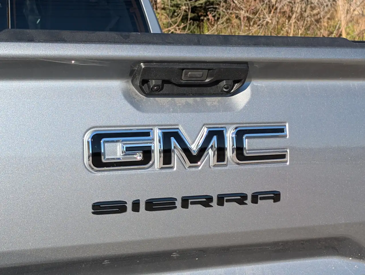 GMC Sierra 1500 снимка GMC Sierra 1500