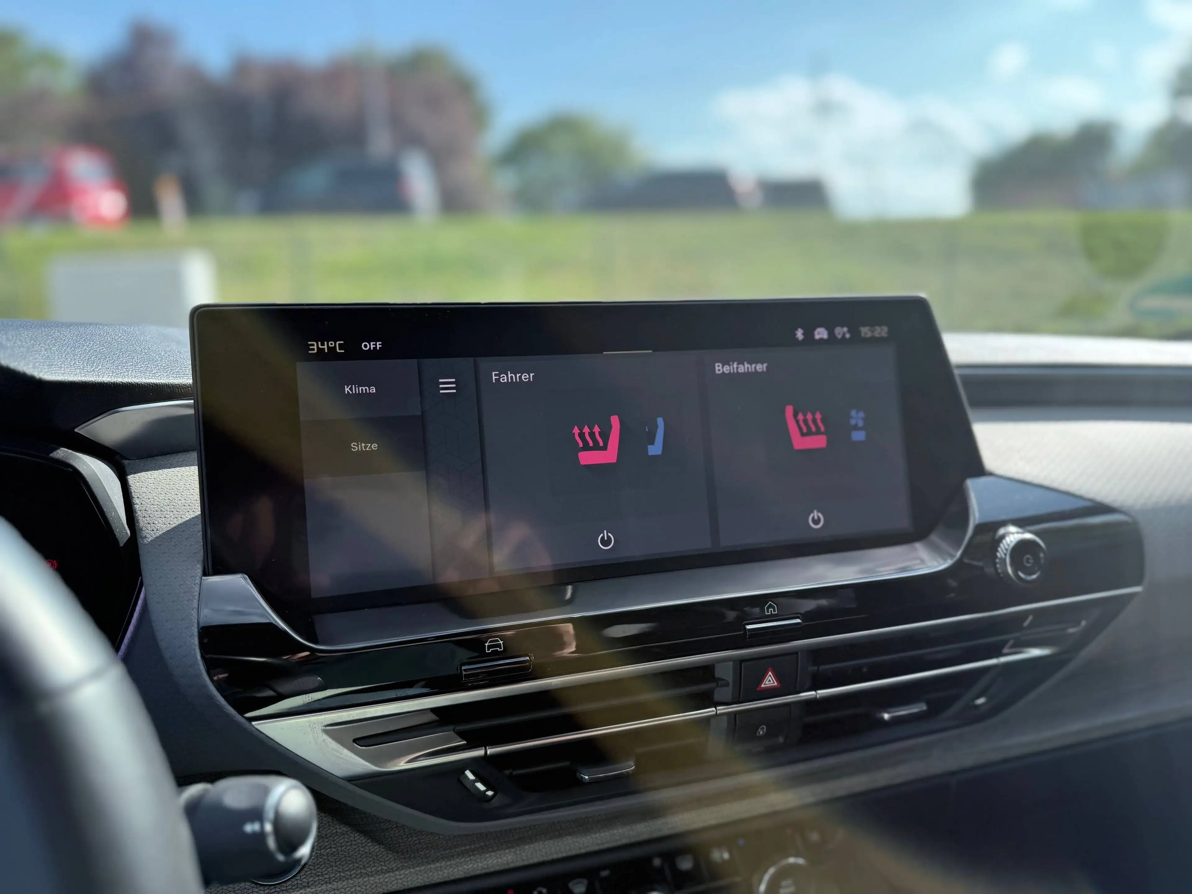 Citroen C5 X Shine Pack, belüftete Sitze — photo 8