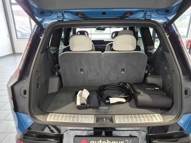 Kia Ev9 view 6