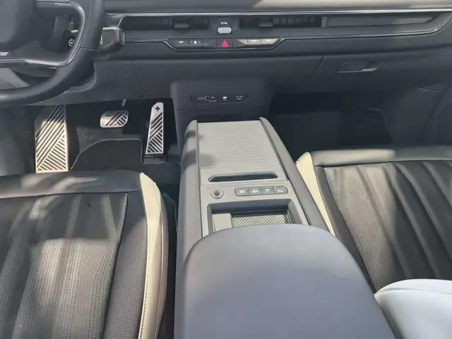 Kia Ev9 view 12