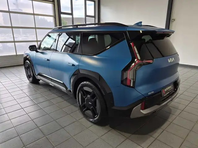 Kia Ev9 view 4