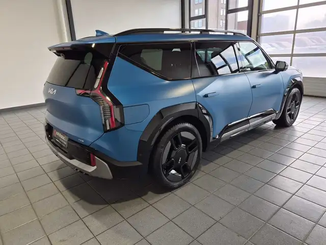 Kia Ev9 view 5