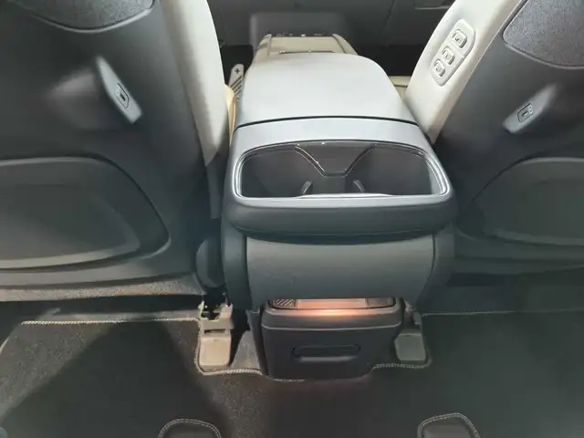 Kia Ev9 view 13