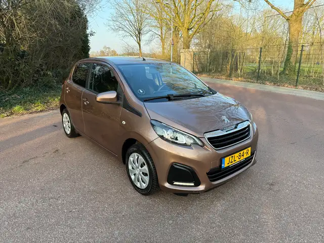 Peugeot 108 view 8