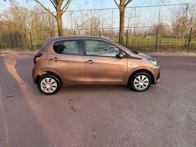 Peugeot 108 view 7