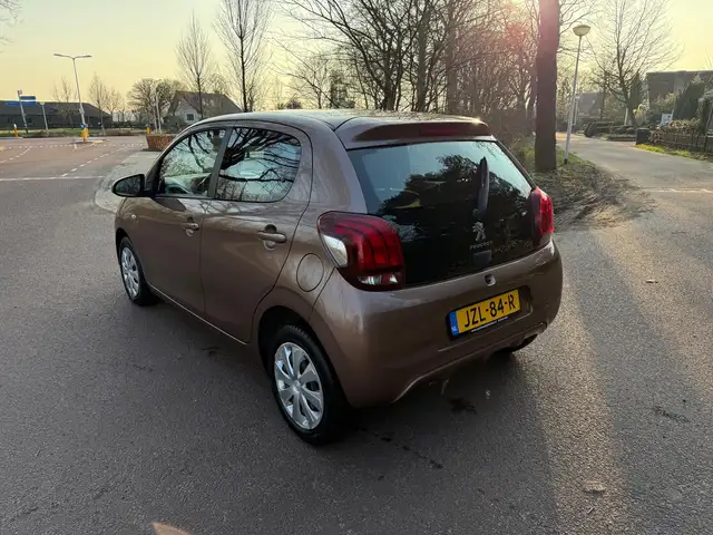 Peugeot 108 view 4