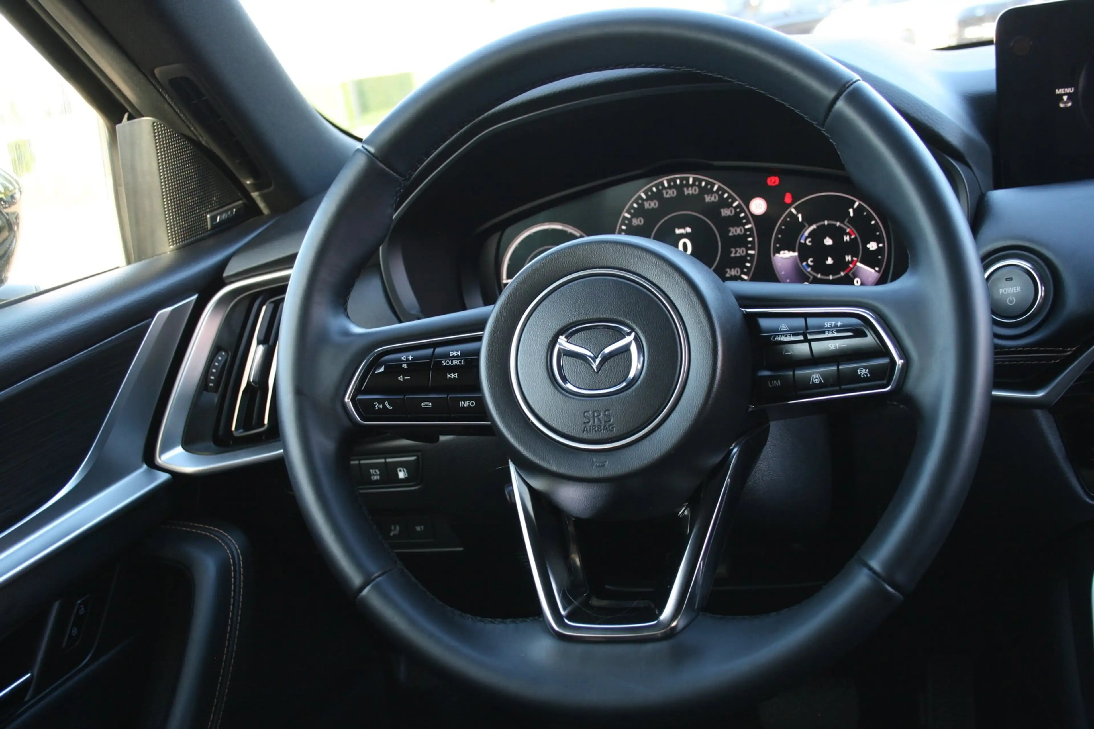 Mazda CX-60 2.5 e-SkyActiv PHEV Homura Plus — photo 17