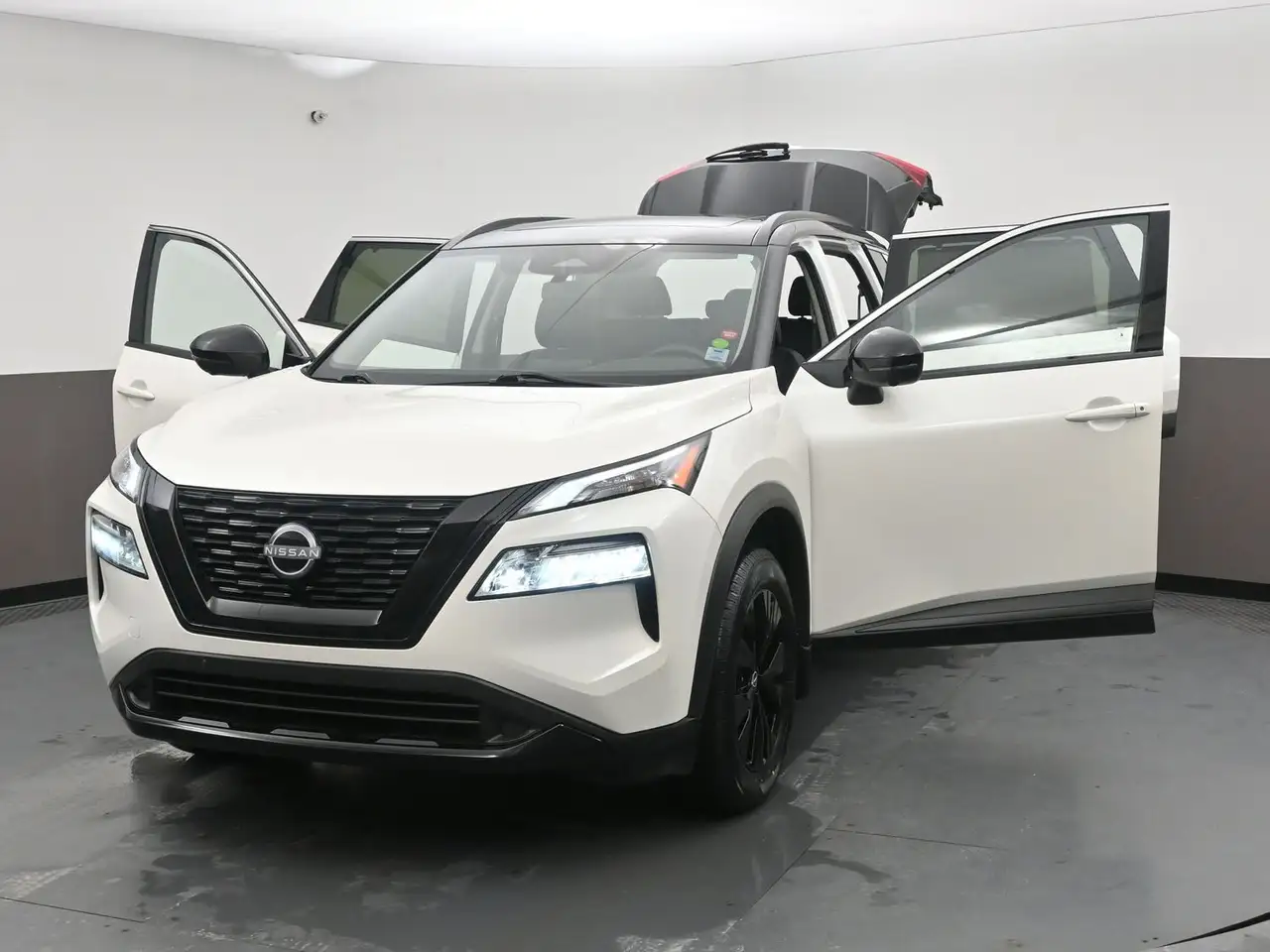 Nissan Rogue снимка Nissan Rogue