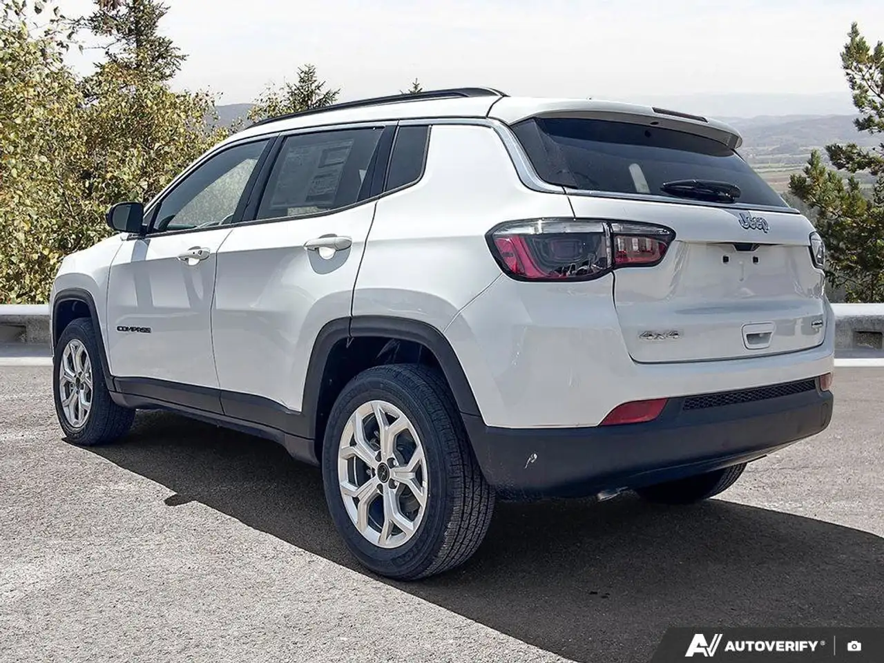 Jeep Compass снимка Jeep Compass