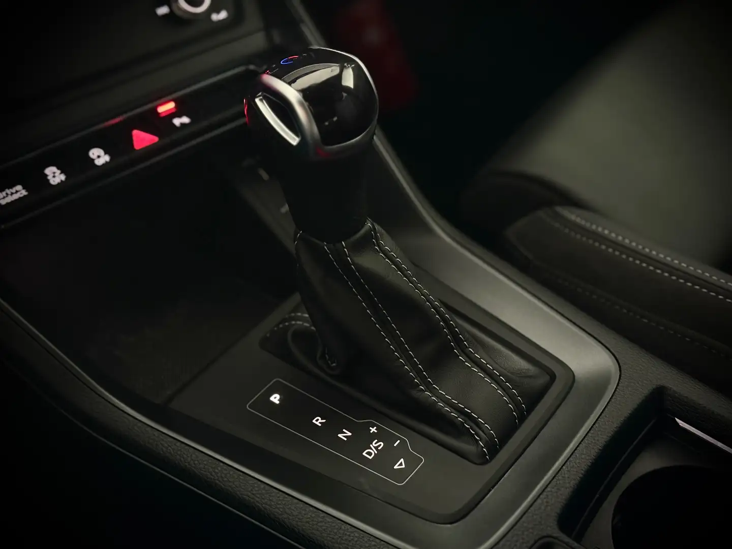 Audi Q3 SPORTBACK 2.0TDi FULL S-LINE-1ERPRO-COCKPIT-CAMERA Noir - 2