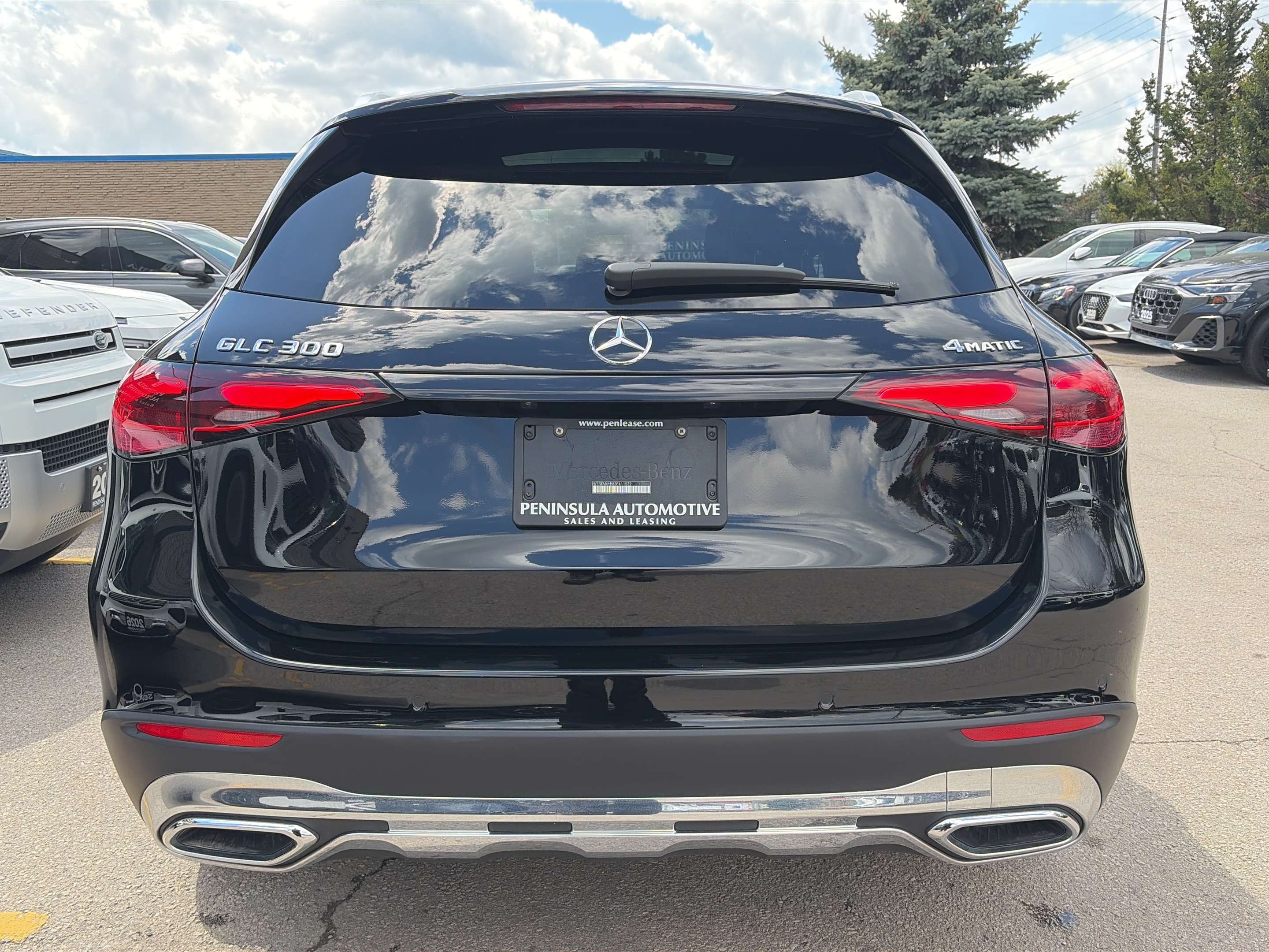 2025 Mercedes-Benz GLC