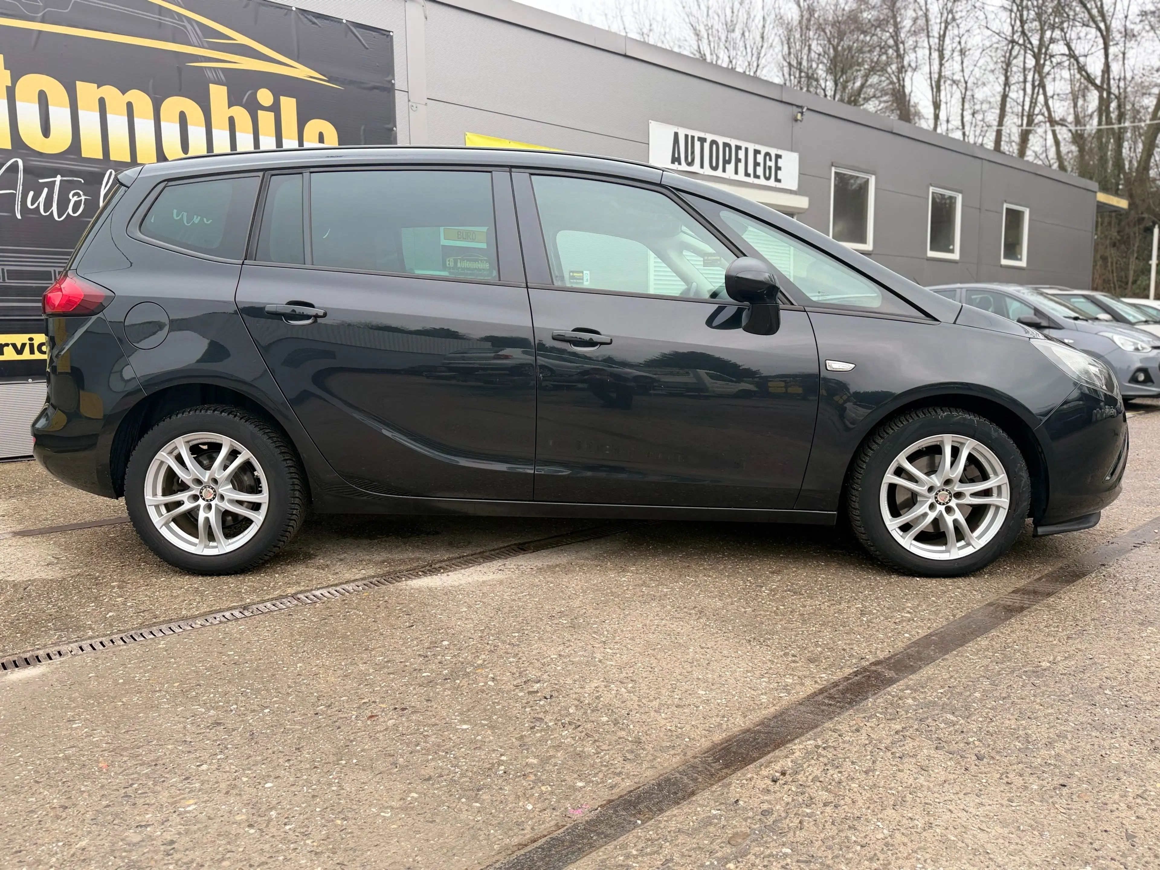Opel Zafira Tourer 1.6 DIESEL MIT GARANTIE! *NAVI,SITZHEIZUNG* — photo 9