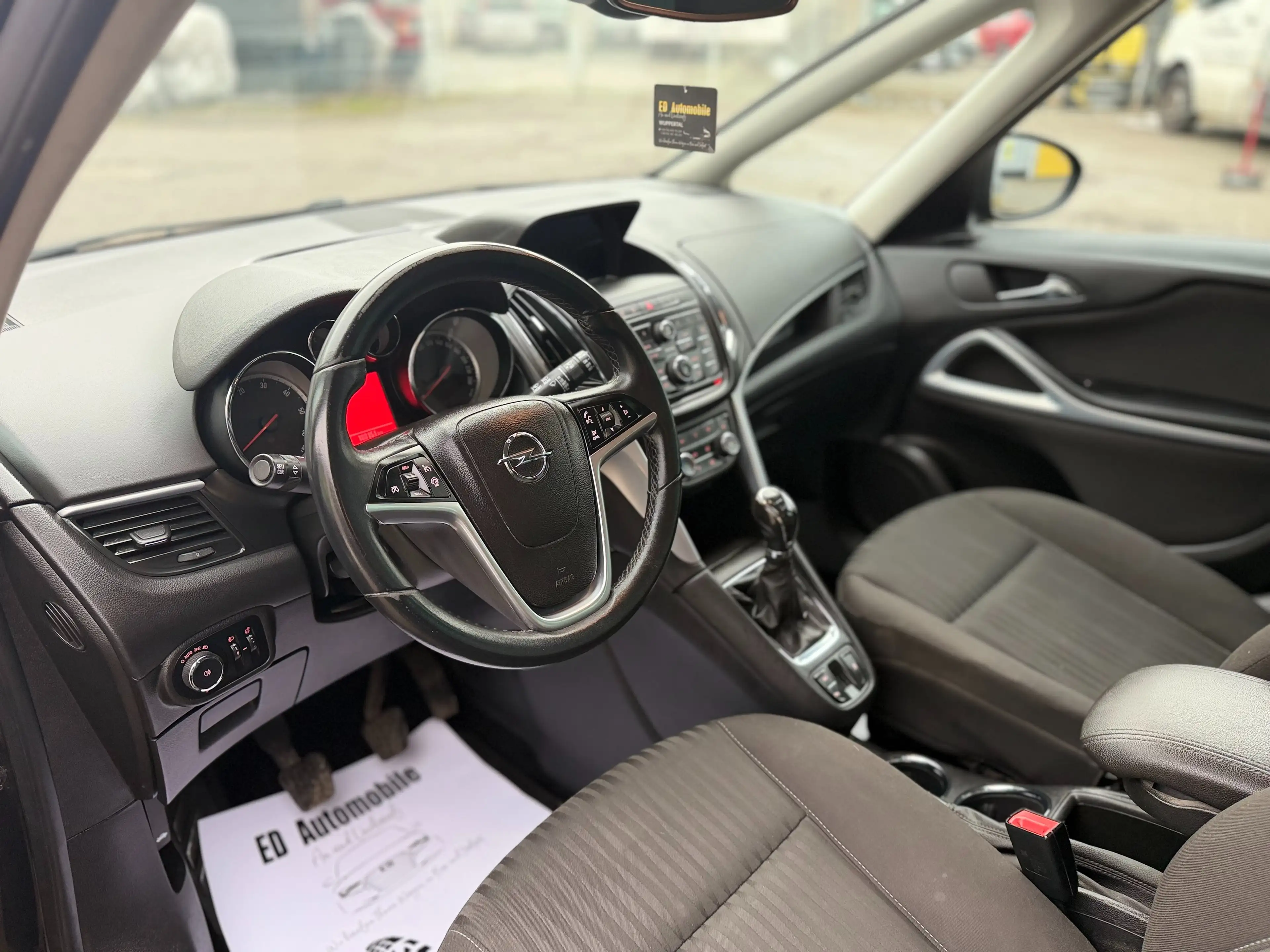 Opel Zafira Tourer 1.6 DIESEL MIT GARANTIE! *NAVI,SITZHEIZUNG* — photo 11