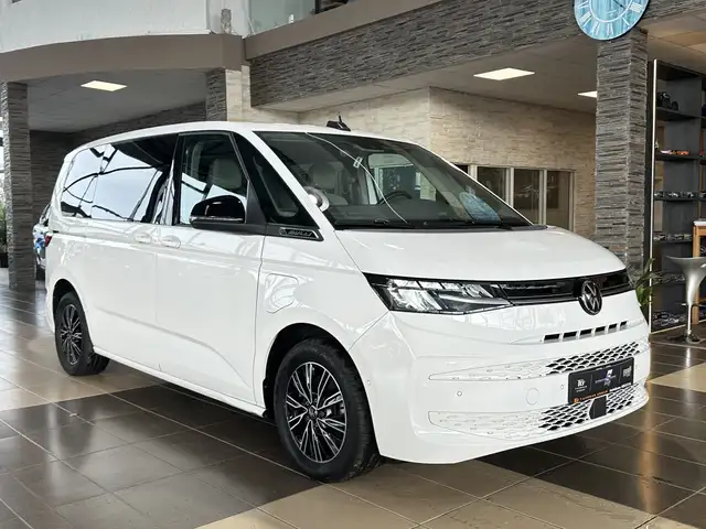 Volkswagen T7 Multivan eHybrid 7 Sitzer Life R.Cam Navi AHK