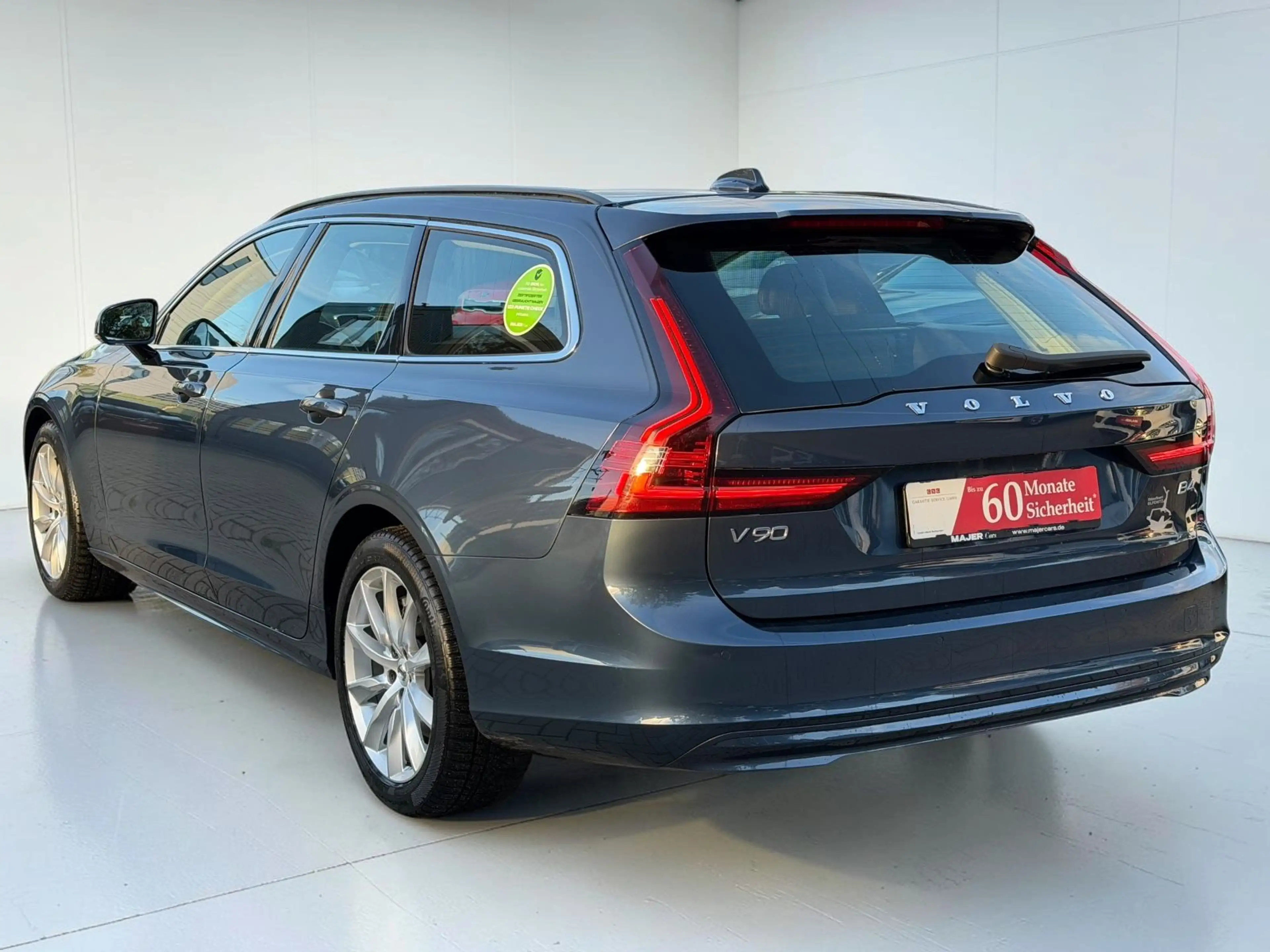 Volvo V90 Kombi Momentum Pro*STANDHZG*CARPLAY*LED*LHZ — photo 10