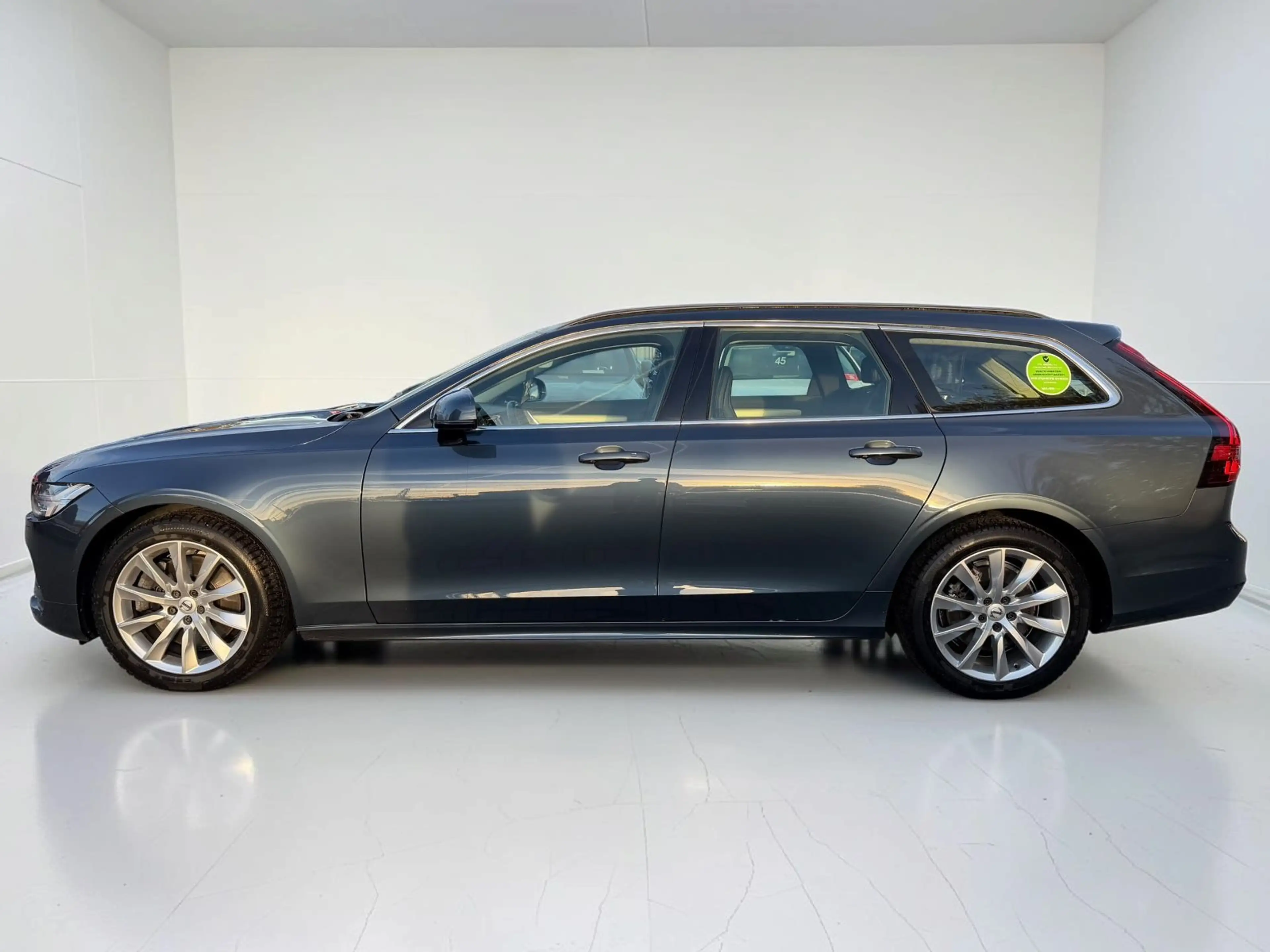 Volvo V90 Kombi Momentum Pro*STANDHZG*CARPLAY*LED*LHZ — photo 12