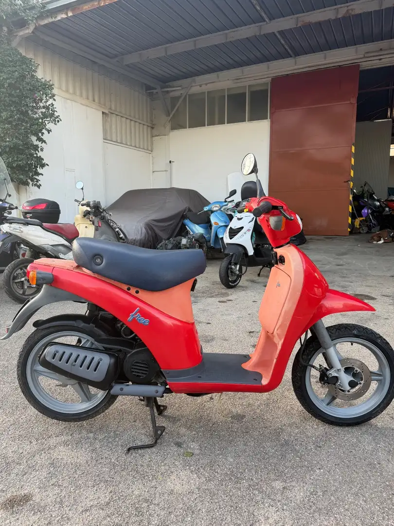 Piaggio Free 50 Rosso - 2