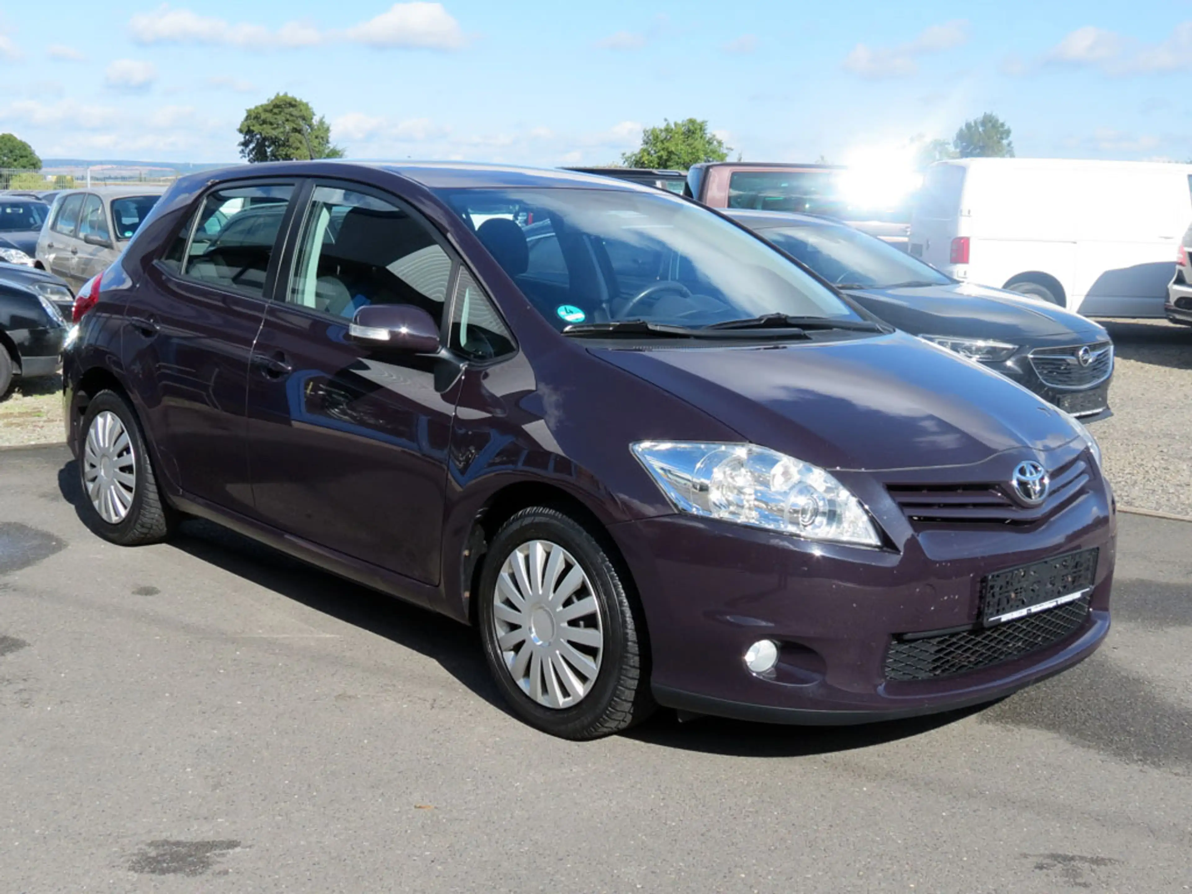 Toyota Auris Edition Klima Tempomat AHK — photo 4