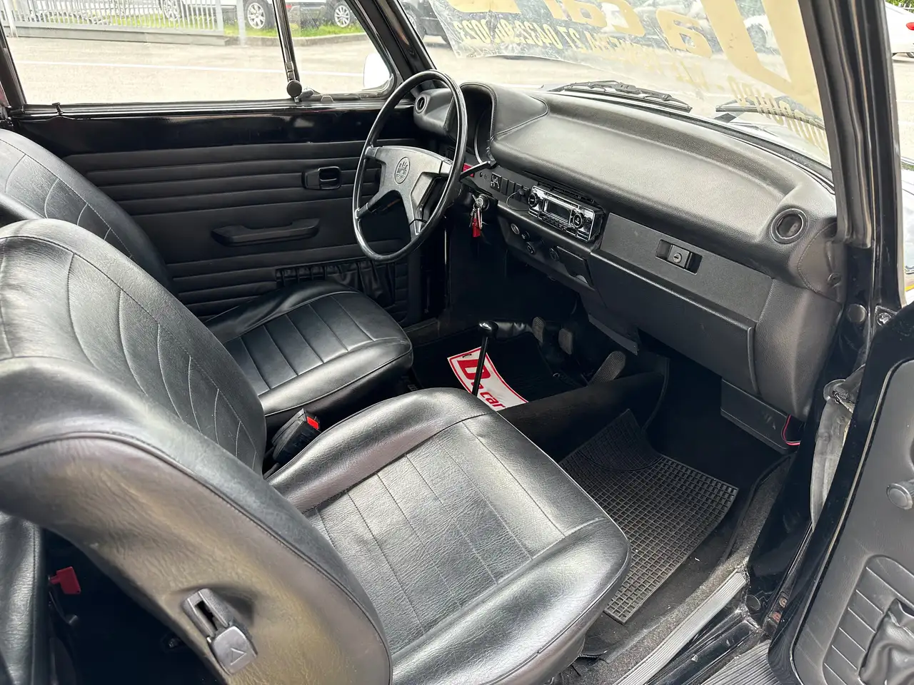 Volkswagen Maggiolino 1303 CABRIO, RESTAURATA COMPLETAMENTE! TARGA NERA!, foto 8
