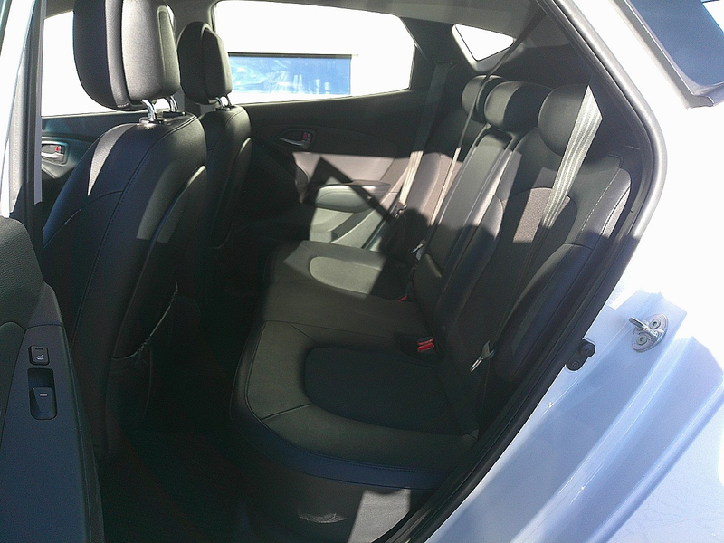 Hyundai iX35 1,7 CRDi Premium — photo 12