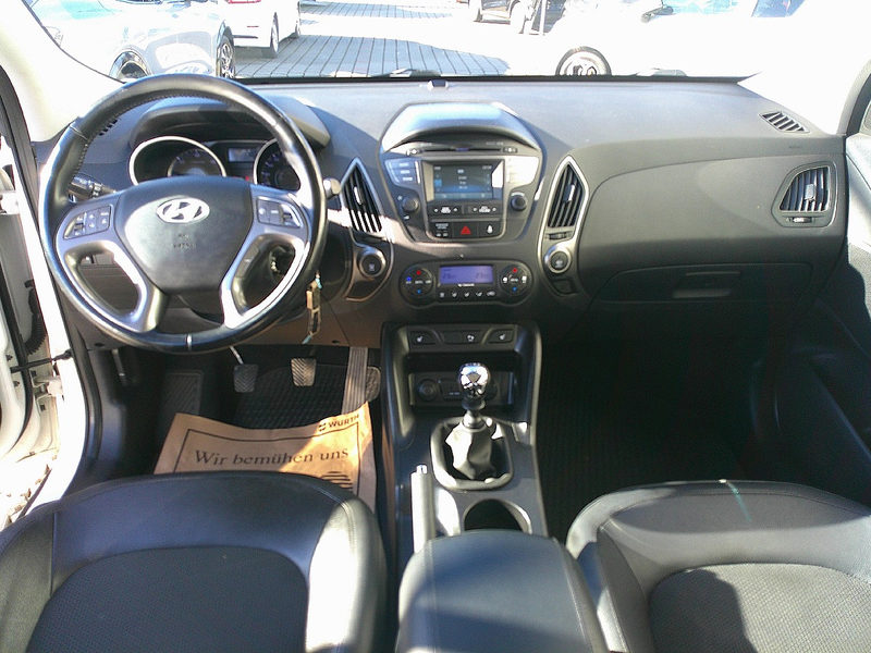 Hyundai iX35 1,7 CRDi Premium — photo 13